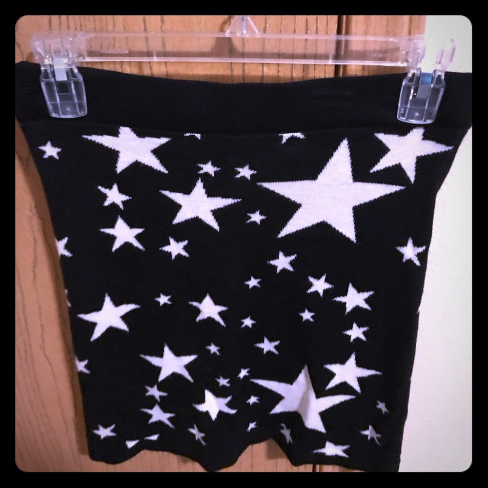 2/10! H&M Skirt